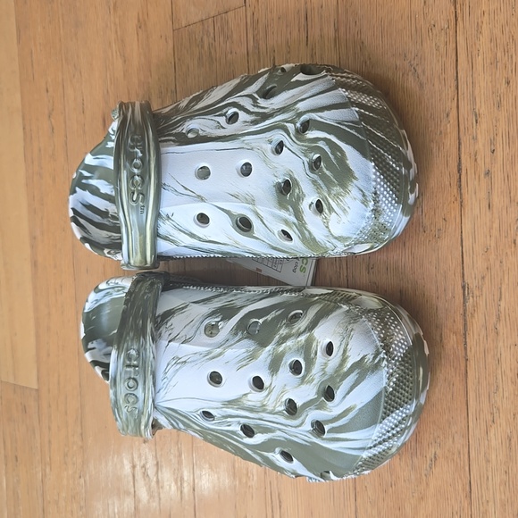 CROCS Other - NWT CROCS Baya Marbled Clog Army Green Unisex M10 / W13 206935-209